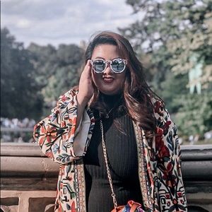 Meet your Posher, Verna rita